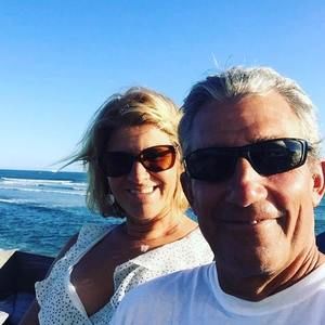 Meet your Posher, Medelise